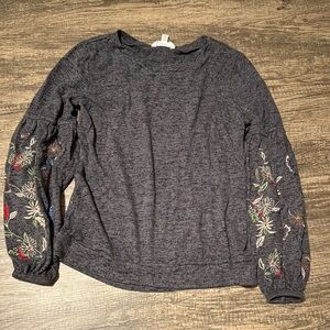Embroidered Sleeve Gray Top
